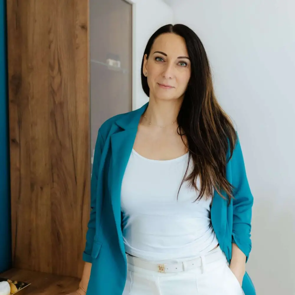 Több mint szalon - stílus, szakértelem, harmónia Több mint szalon - stílus, szakértelem, harmónia